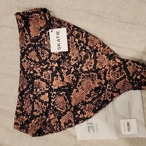 Skatie Monroe bottoms